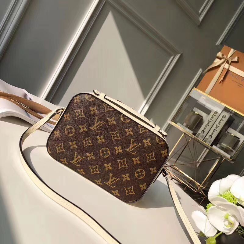 Saintonge Bag M43559 Cream