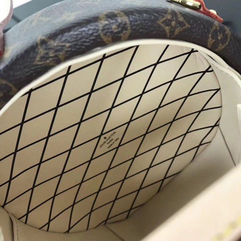 Petite Boite Chapeau Monogram Canvas M43514