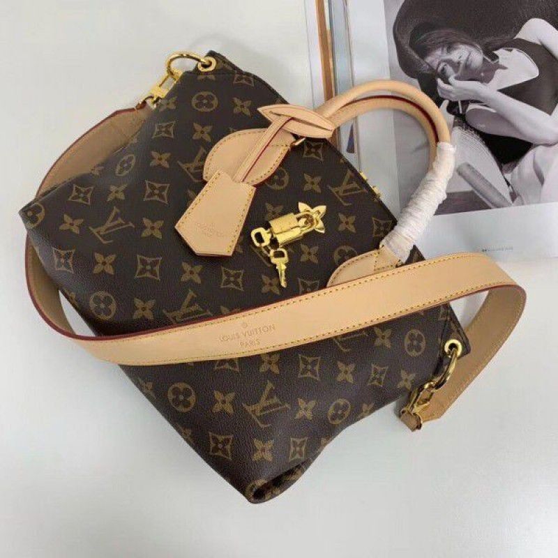 Flower Zipped Tote BB Monogram Canvas M44359 Beige