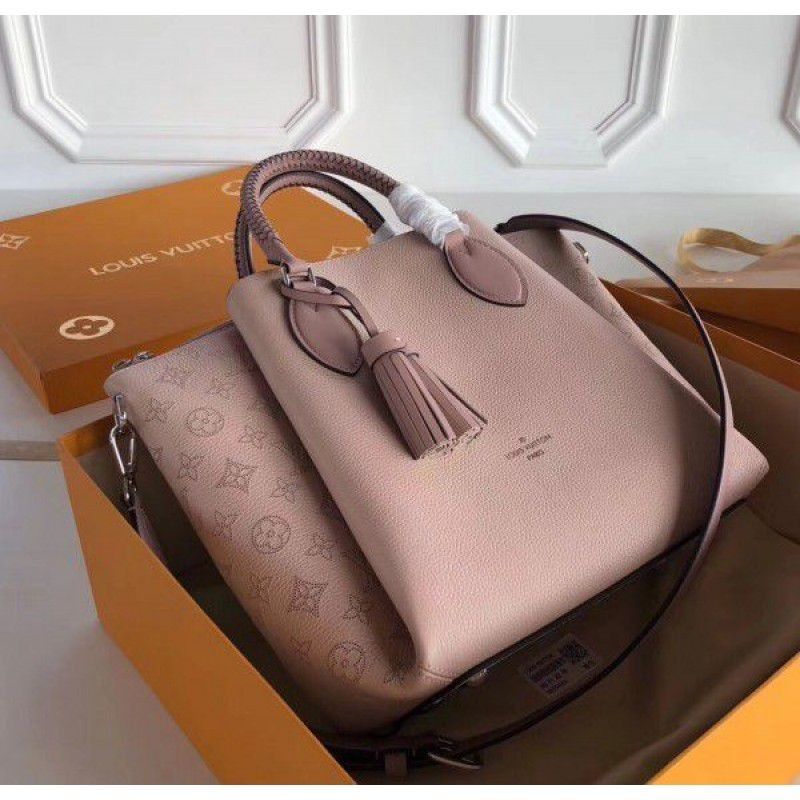 Magnolia Haumea Bag Mahina Leather M55030