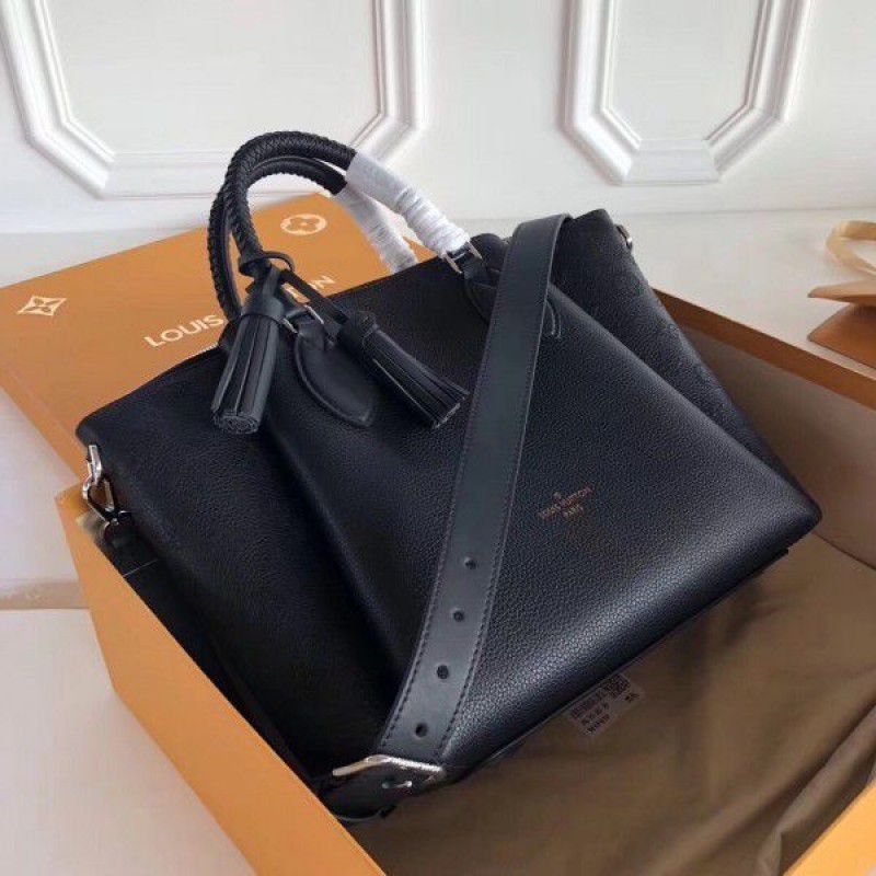 Black Haumea Bag Mahina Leather M55029
