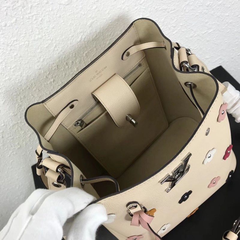 Lockme Bucket Monogram Flower Bag M53081