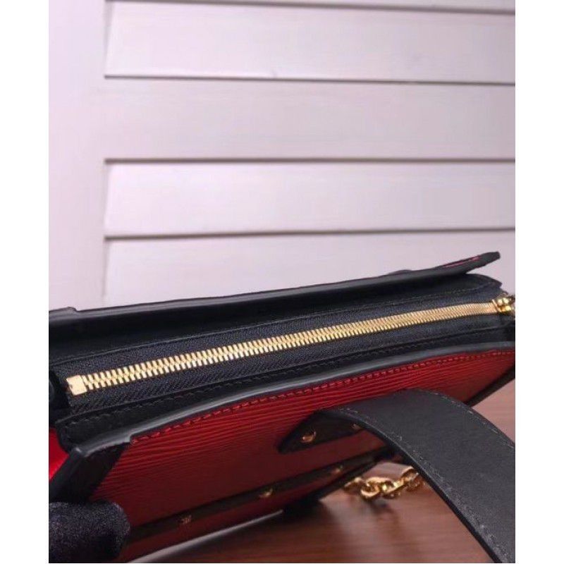 Trunk Clutch M51697 Red