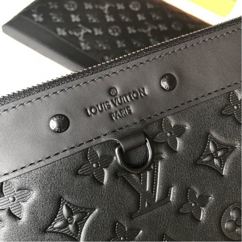 Discovery Pochette Monogram Shadow M62903