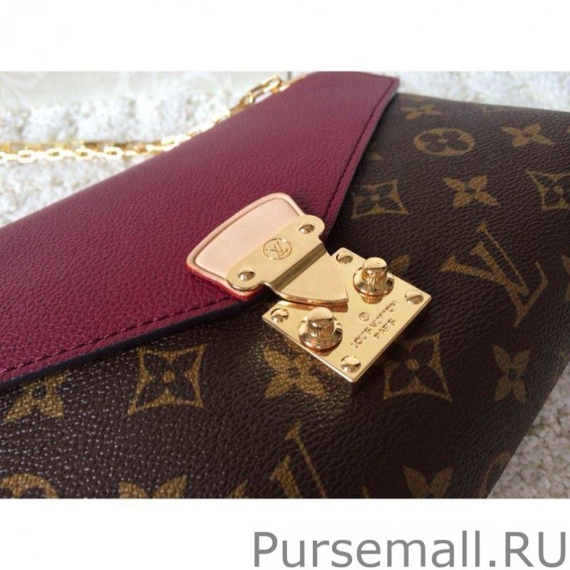 Monogram Canvas Pallas Chain M41200