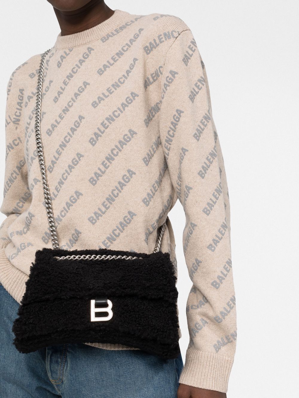 Ba*len*cia*ga crush chain-strap shoulder bag
