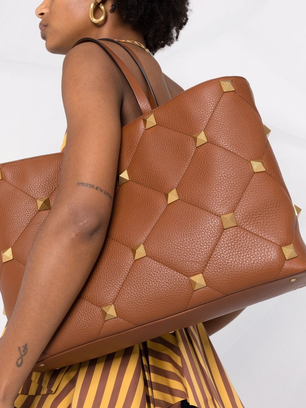 Valentino Garavani Roman Stud quilted tote bag